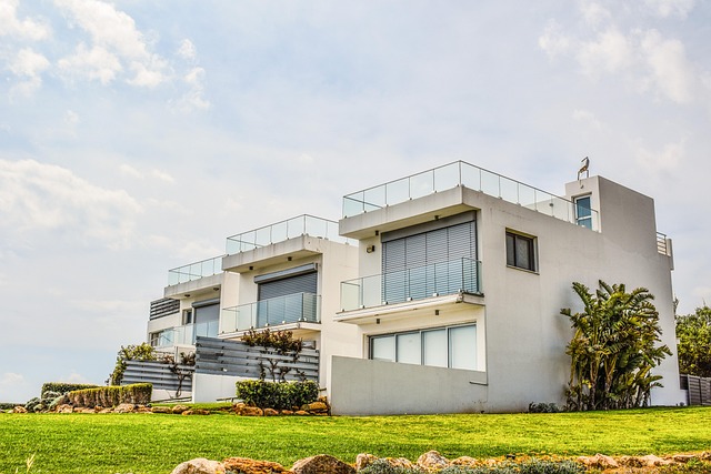10 Signs You Might Need a Real Estate Coach Sooner Than You Think