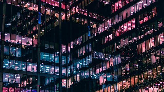 Why Visibility Still Matters, Even if You Rely on Referrals as an Investment Coach